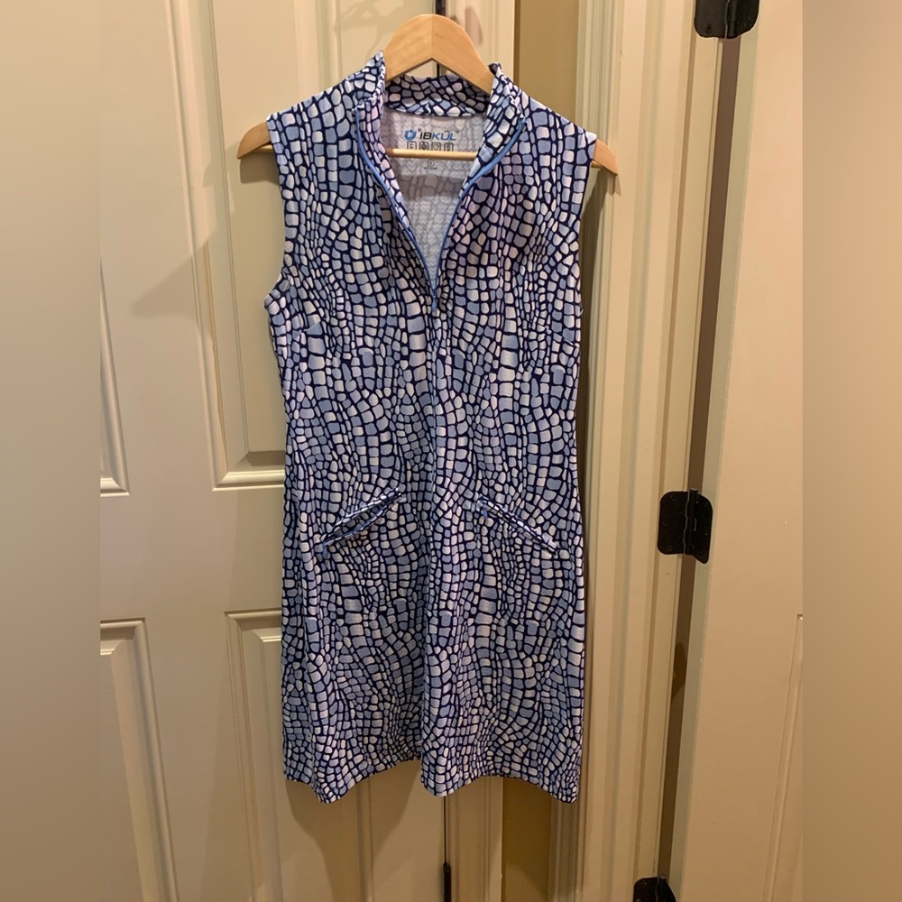 Ladies golf dress